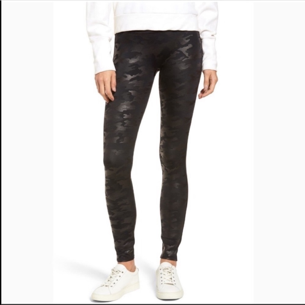 NWT! Spanx camo leggings